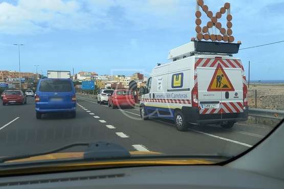 Colisión por alcance en la GC-1 a su paso por Telde/TA.